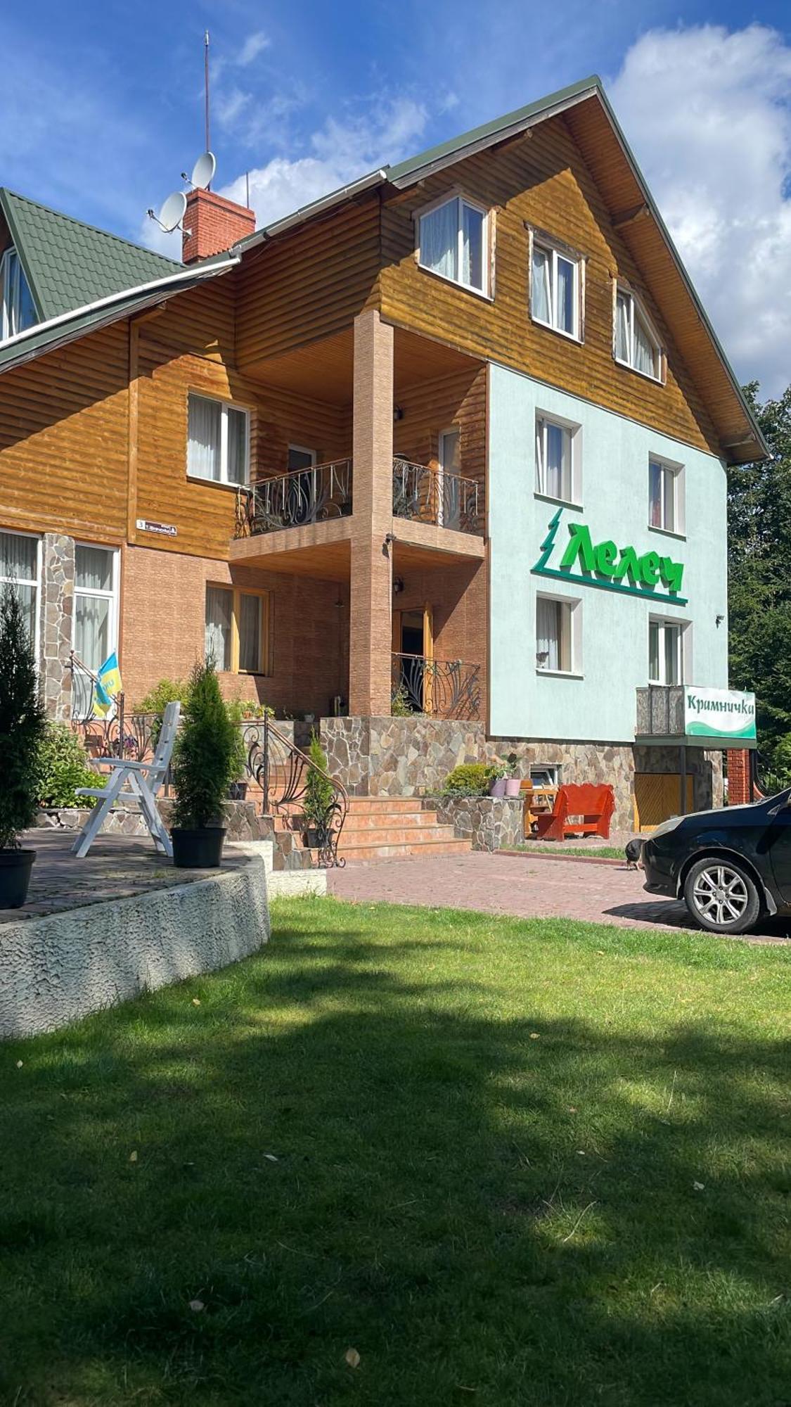 Hotel Лелеч Tatariv Exterior foto